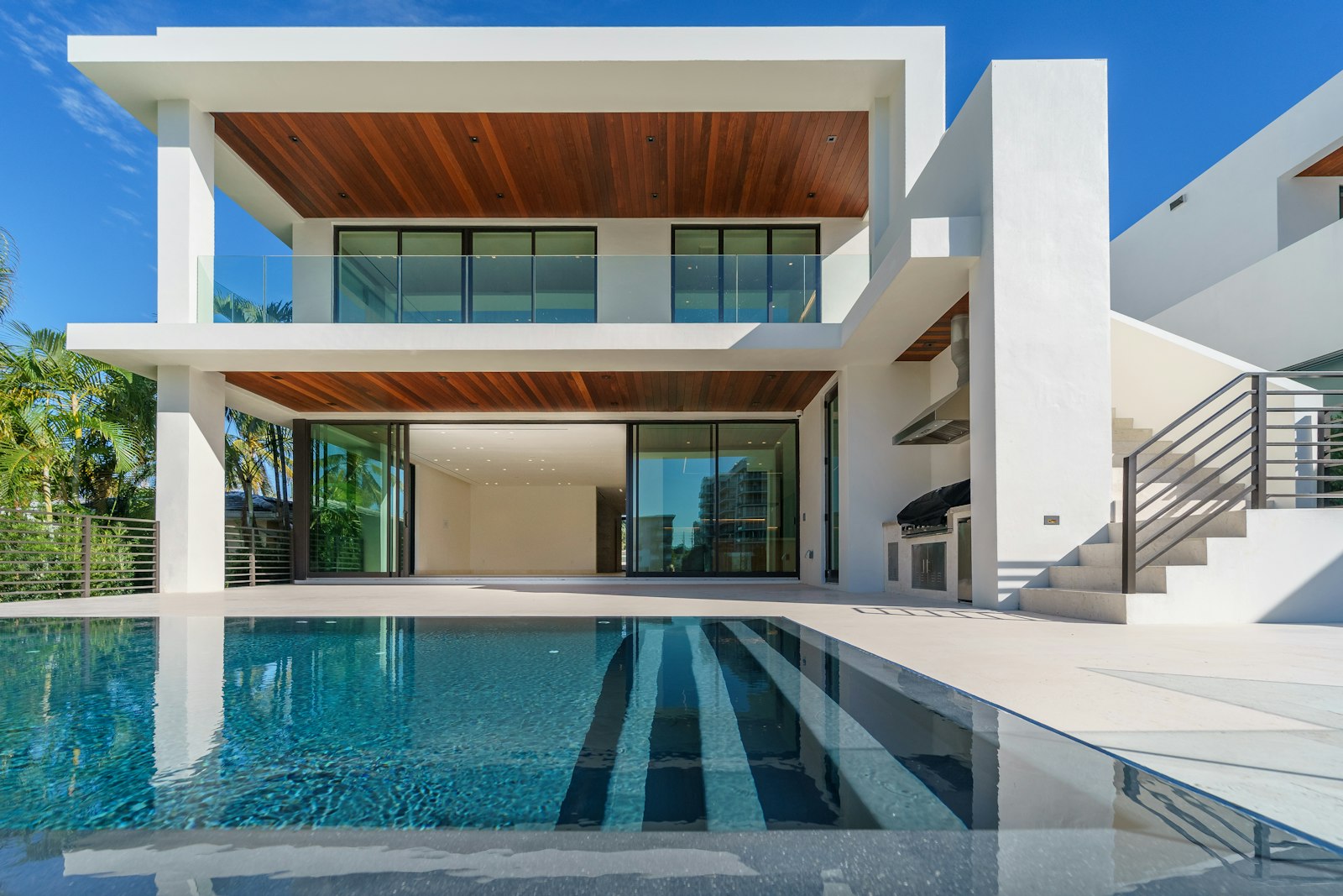 Modern Spanish villa with garden and pool